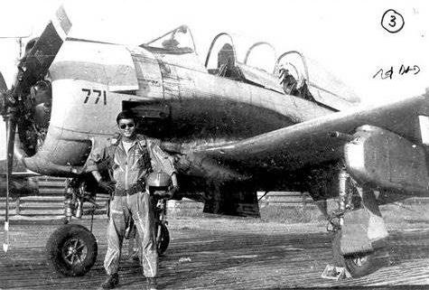 youchamroeunclass8.jpg