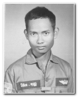 battambangairacademyclass10menkunthea.jpg